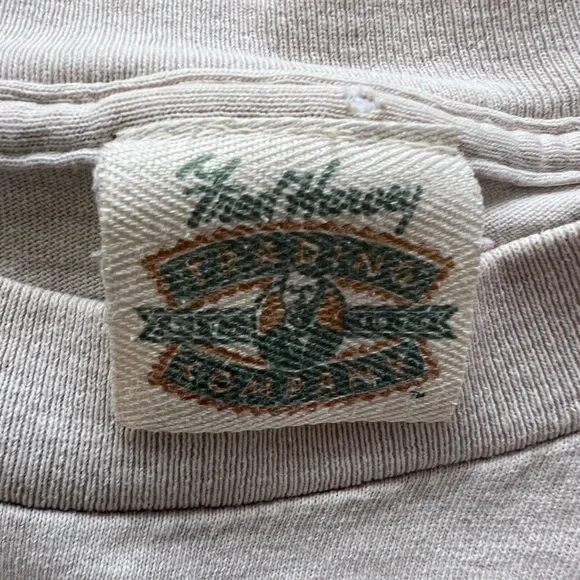 Vintage Graphic T, Size: Medium - Picture 2 of 3